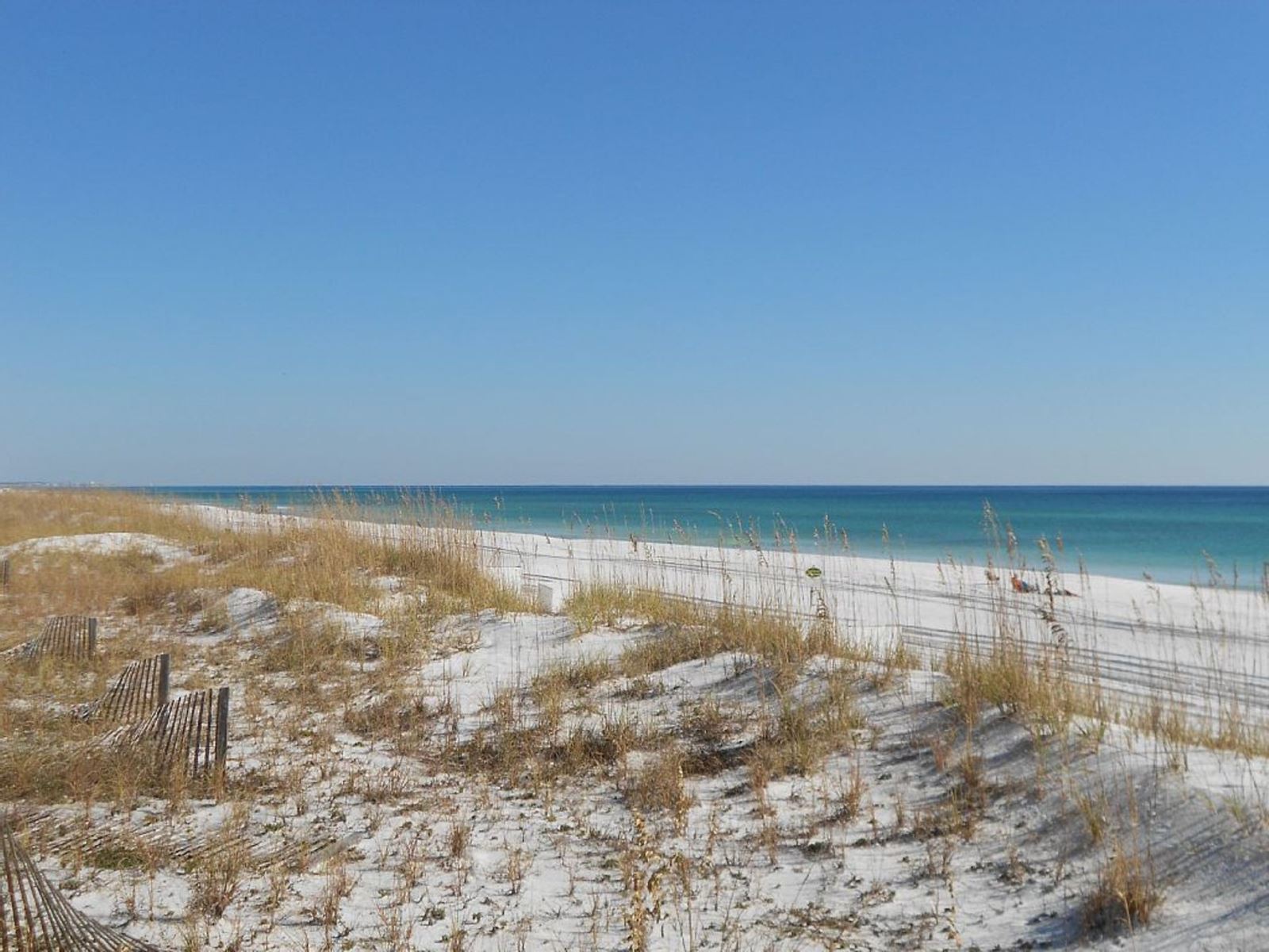 Private beach at Maravilla in Destin. Enjoy 2000 feet of private beach for Maravilla guests only! 